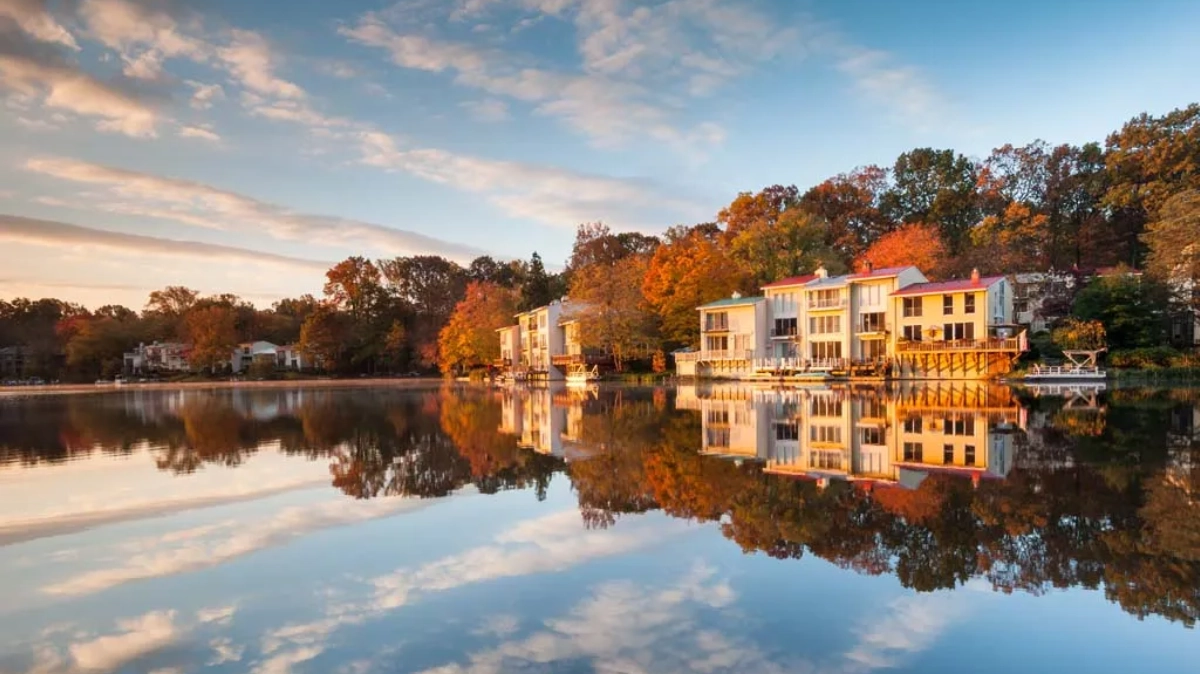Limo Service from Dulles Airport to Reston – Executive & Reliable Transfers
