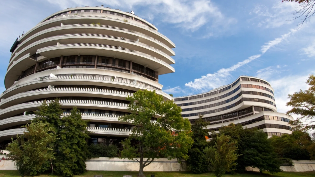 The Watergate Washington DC – Private Transfers from Reagan Airport