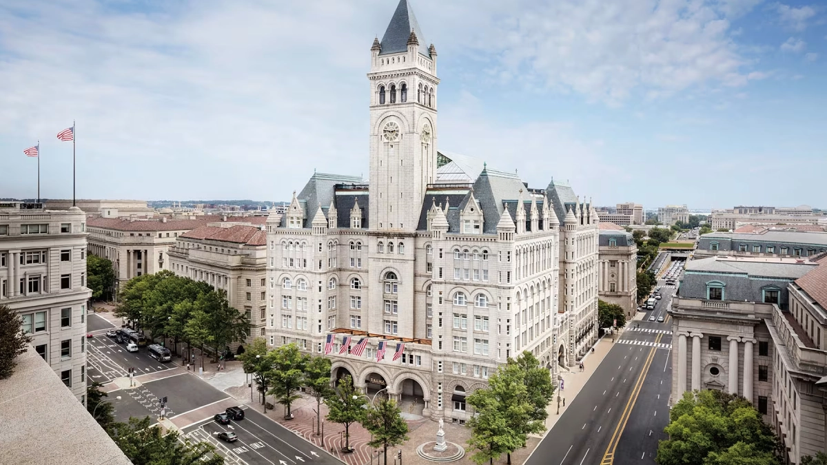 Private Transfers from Reagan Airport to Waldorf Astoria Washington DC