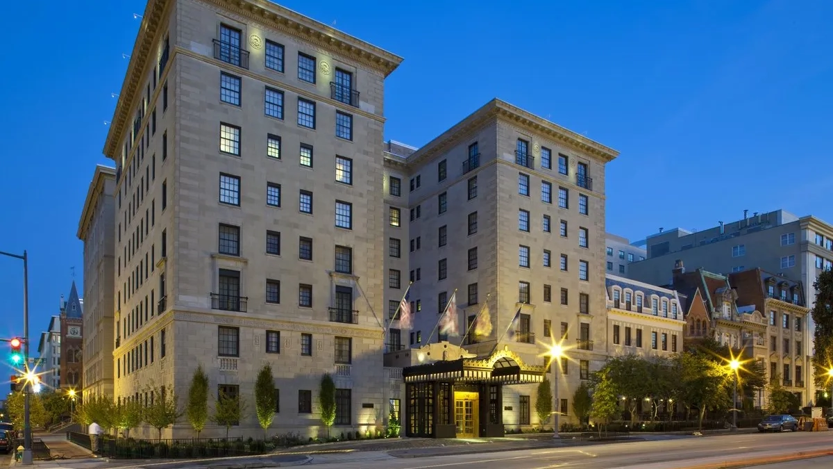 Reliable Washington Dulles Airport Transfers to The Jefferson